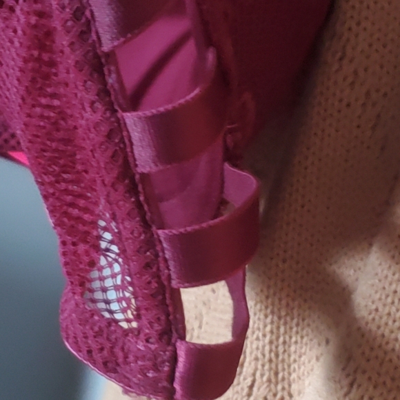 Sexy Lasenza Bra - Picture 4 of 9